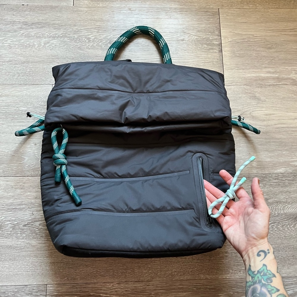 LULULEMON (NWT) โข Face Forward Backpack *Lululemon x Roksanda Limited Edition - Picture 9 of 16